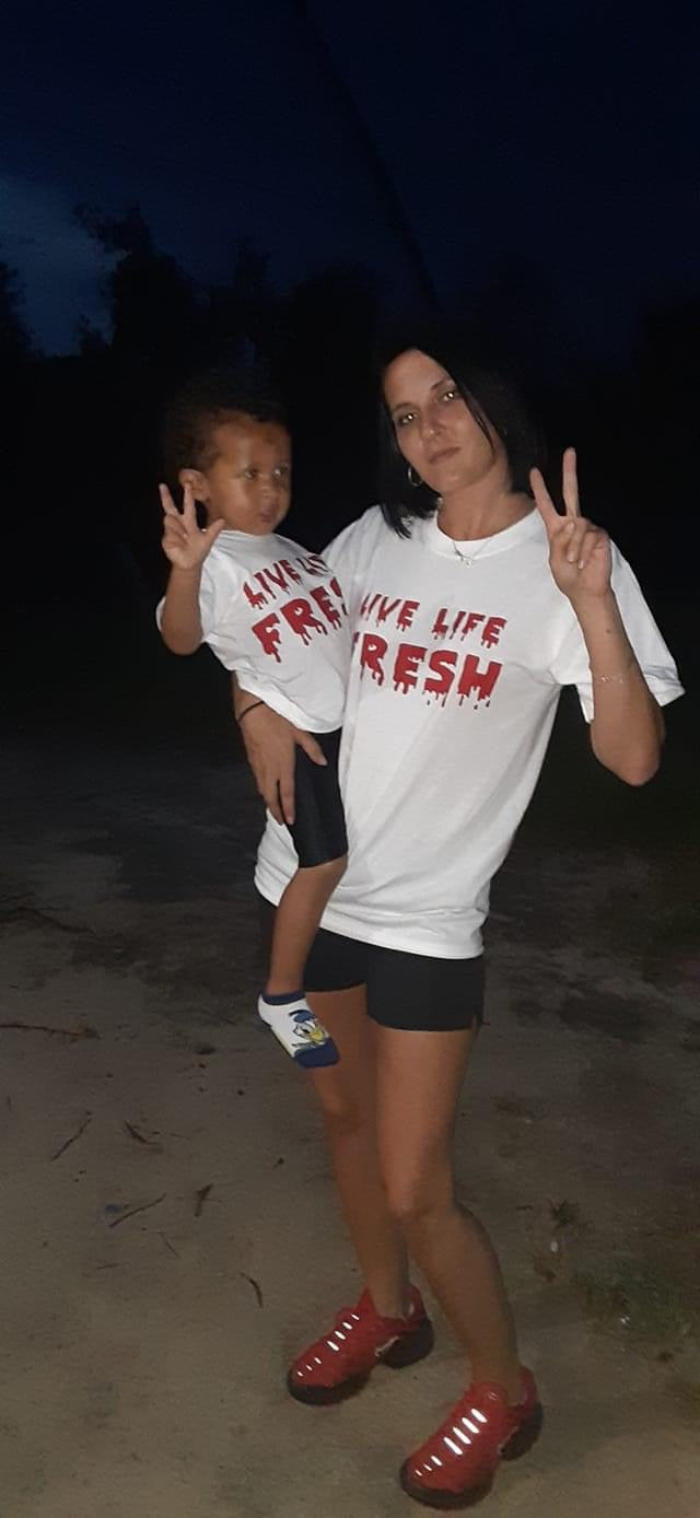 Live Life Fresh- White